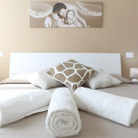 Casa Agora-a Due Passi Dal Mare 公寓 切法卢