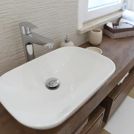 Casa Agora-a Due Passi Dal Mare * 切法卢